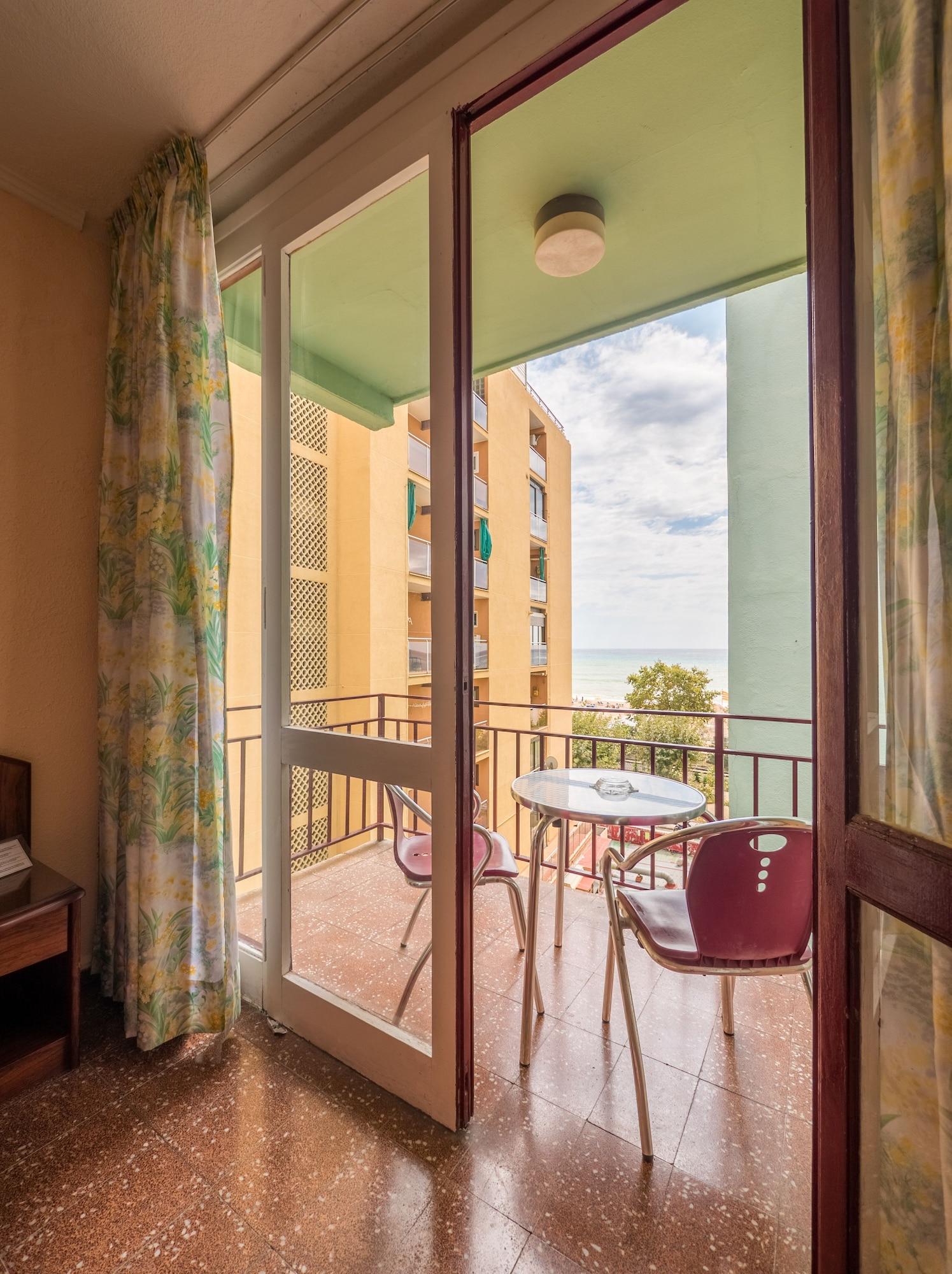 Hotel Checkin Garbí Calella Exteriér fotografie