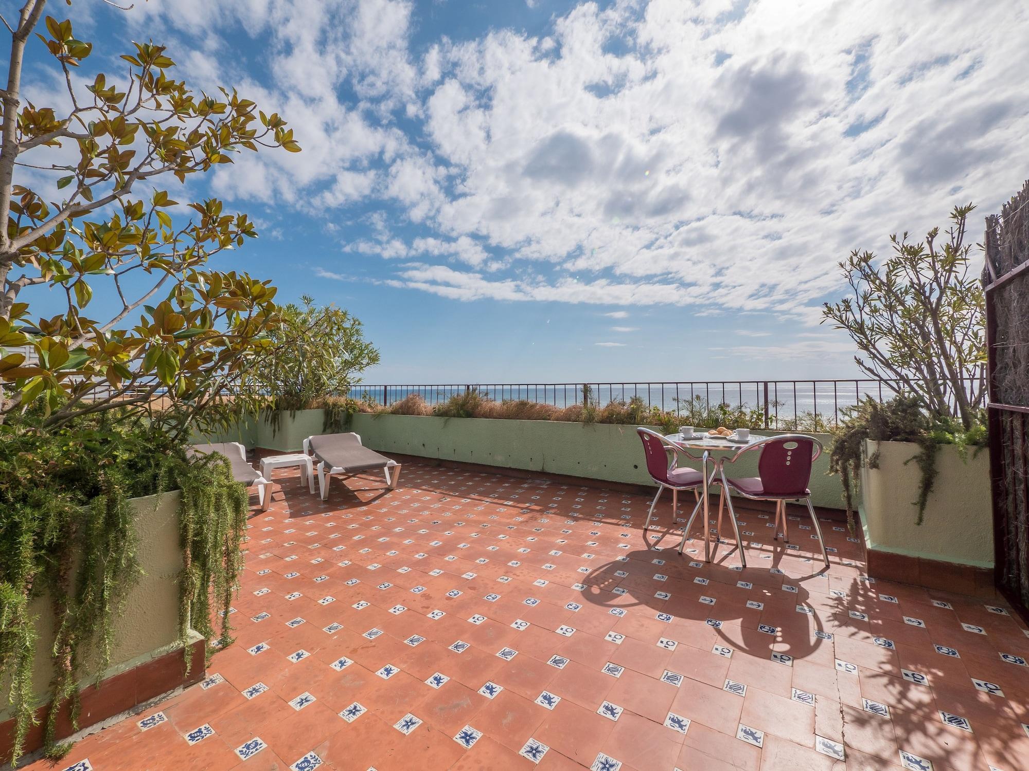 Hotel Checkin Garbí Calella Exteriér fotografie