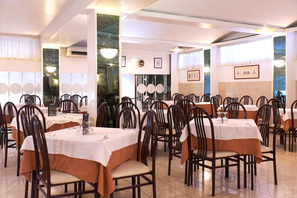Hotel Checkin Garbí Calella Exteriér fotografie