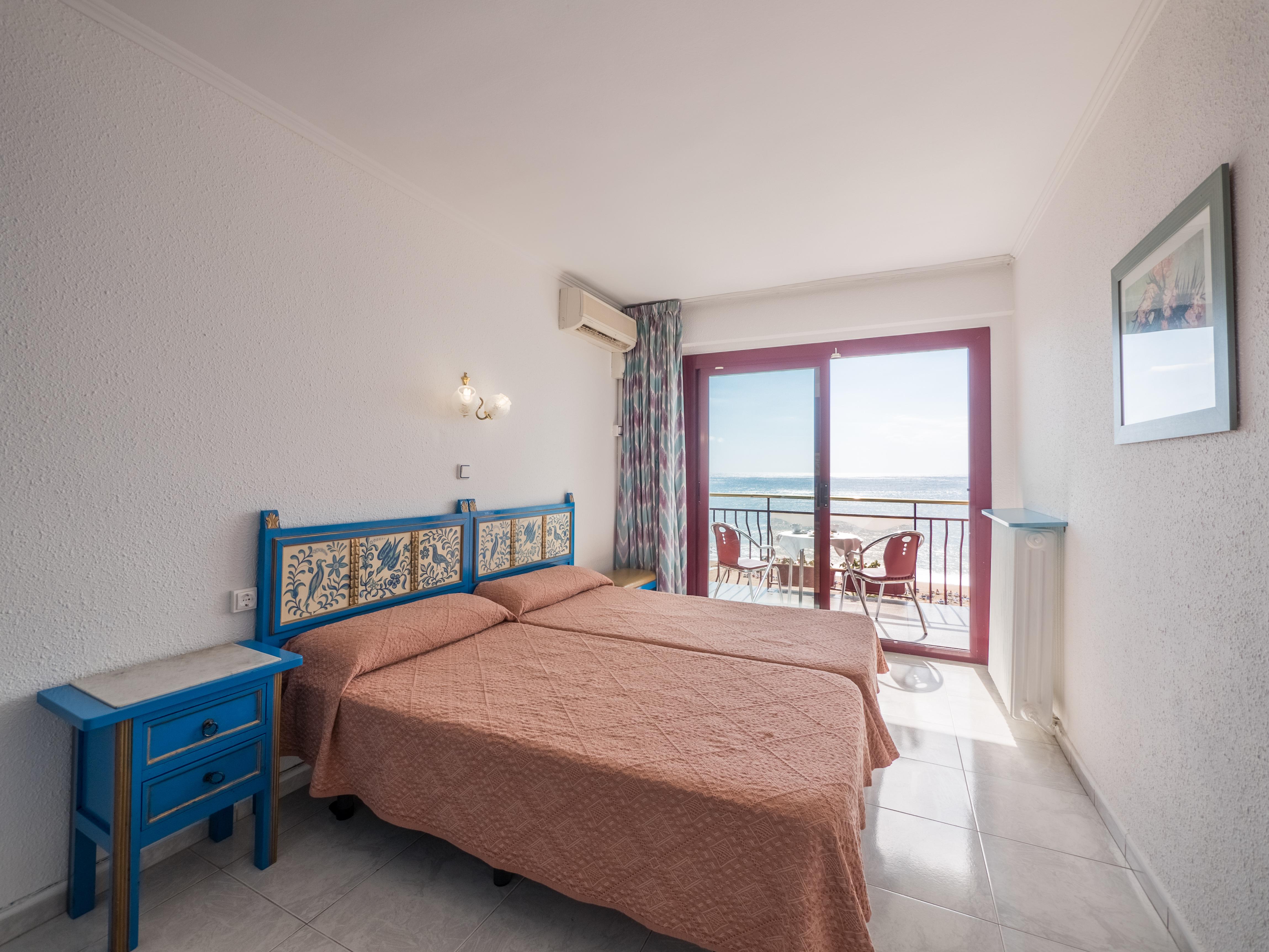 Hotel Checkin Garbí Calella Exteriér fotografie