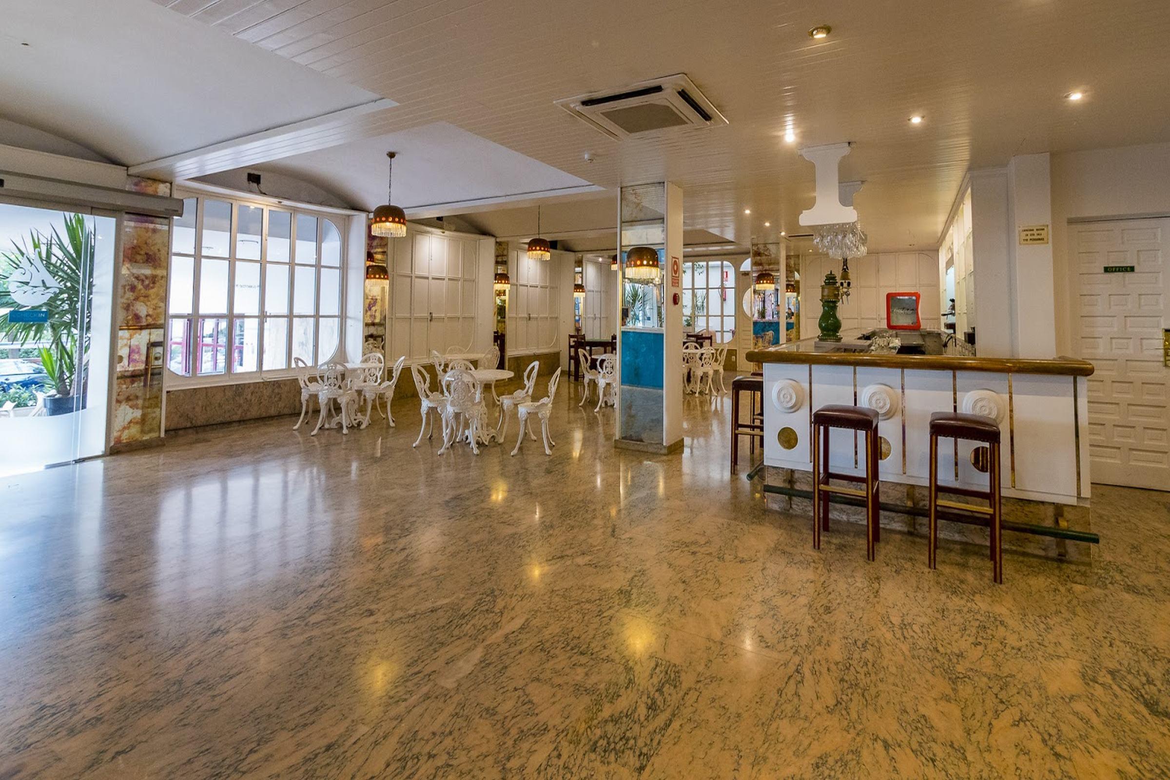 Hotel Checkin Garbí Calella Exteriér fotografie