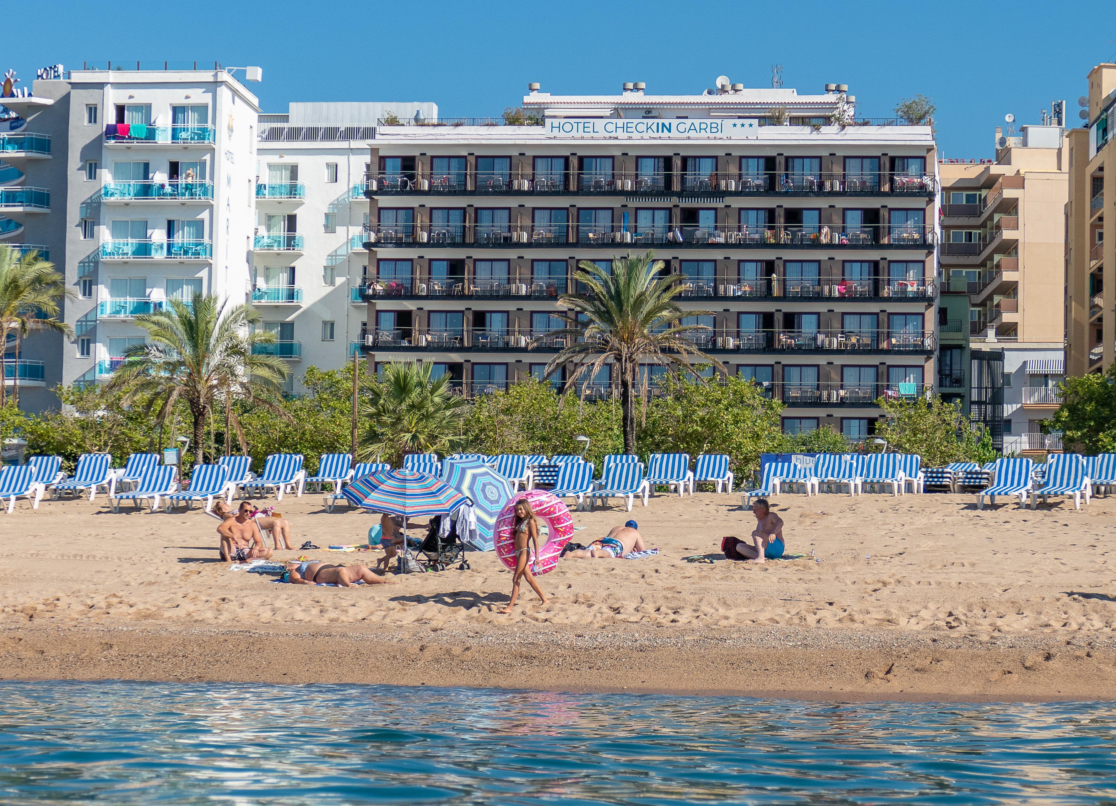 Hotel Checkin Garbí Calella Exteriér fotografie