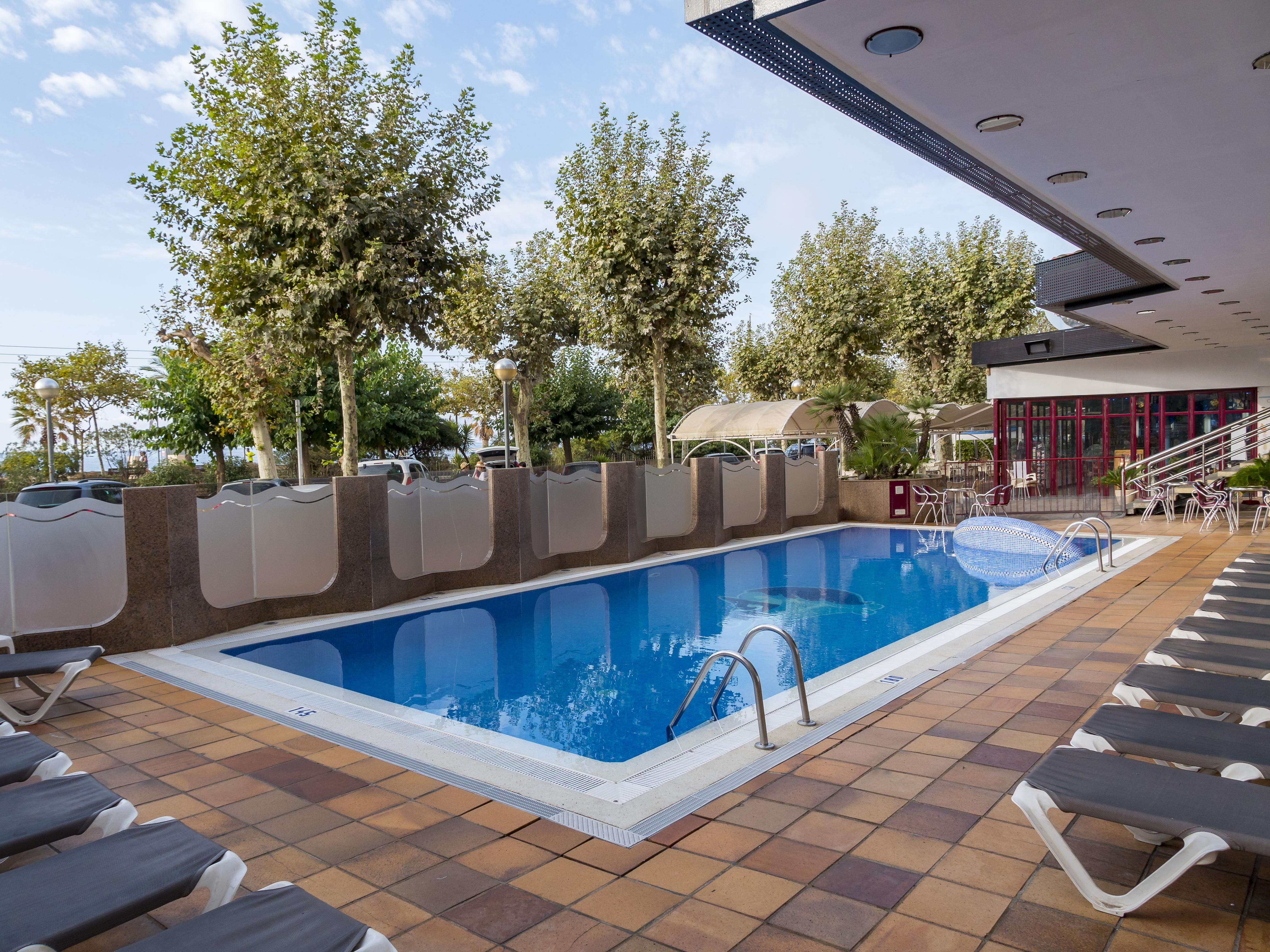 Hotel Checkin Garbí Calella Exteriér fotografie