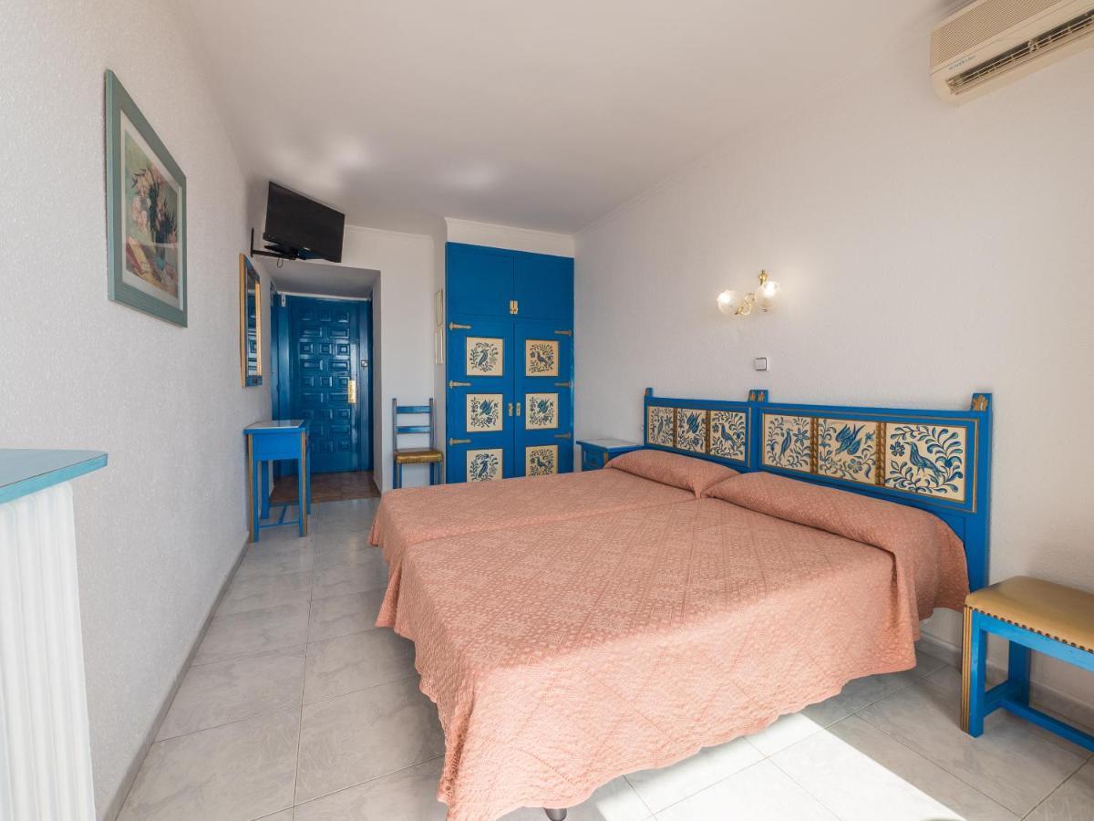 Hotel Checkin Garbí Calella Exteriér fotografie